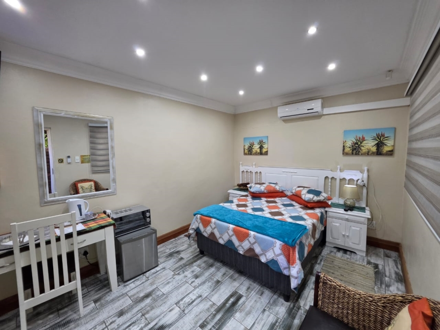 8 Bedroom Property for Sale in Riebeeckstad Free State